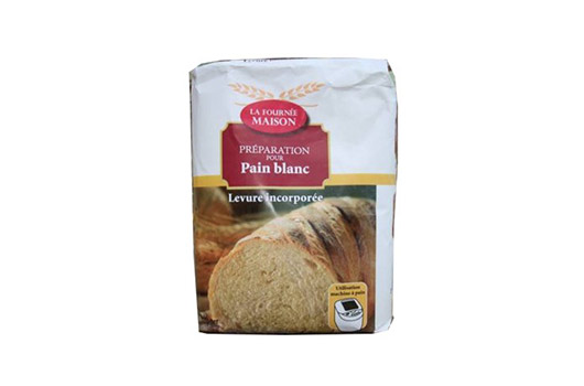 2004 Lancement des 1ères farines pour machine à pain avec la marque La fournée Maison