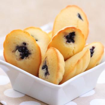 Madeleines aux mûres