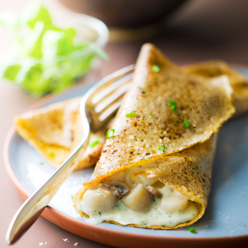 Galette de sarrasin, noix de Saint-Jacques et champignons 